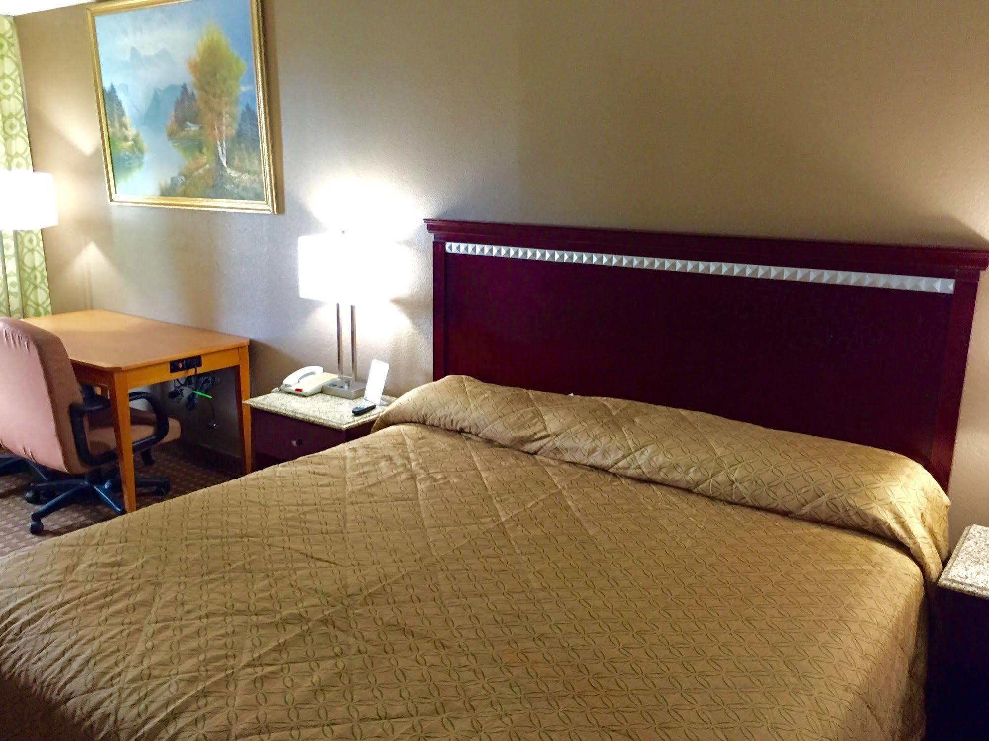 Rodeway Inn Bushnell Εξωτερικό φωτογραφία