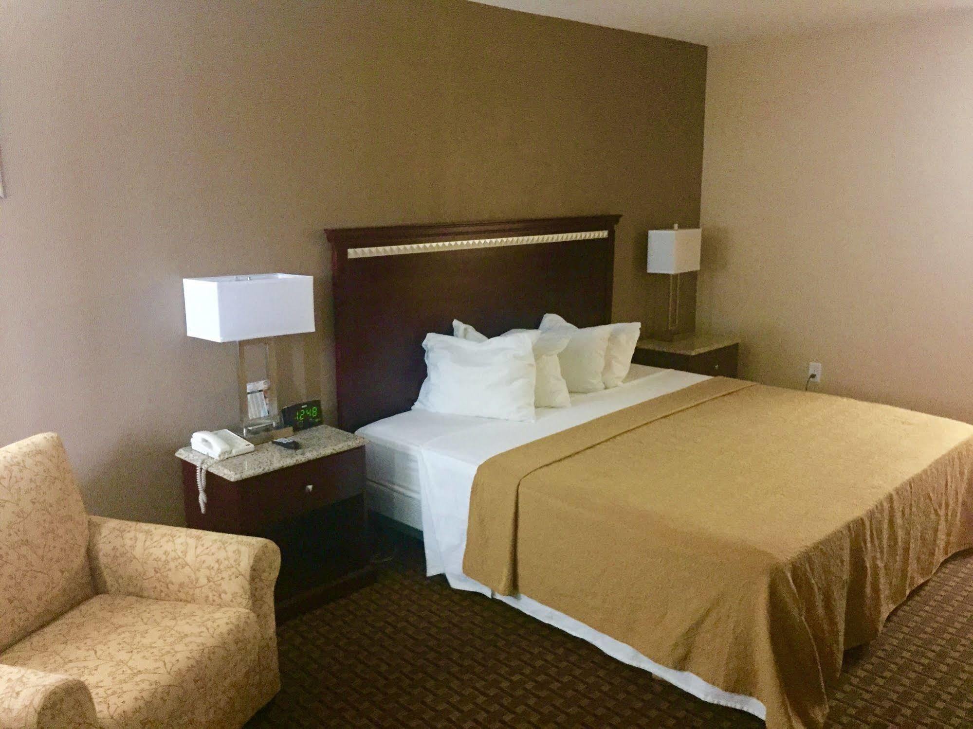 Rodeway Inn Bushnell Εξωτερικό φωτογραφία
