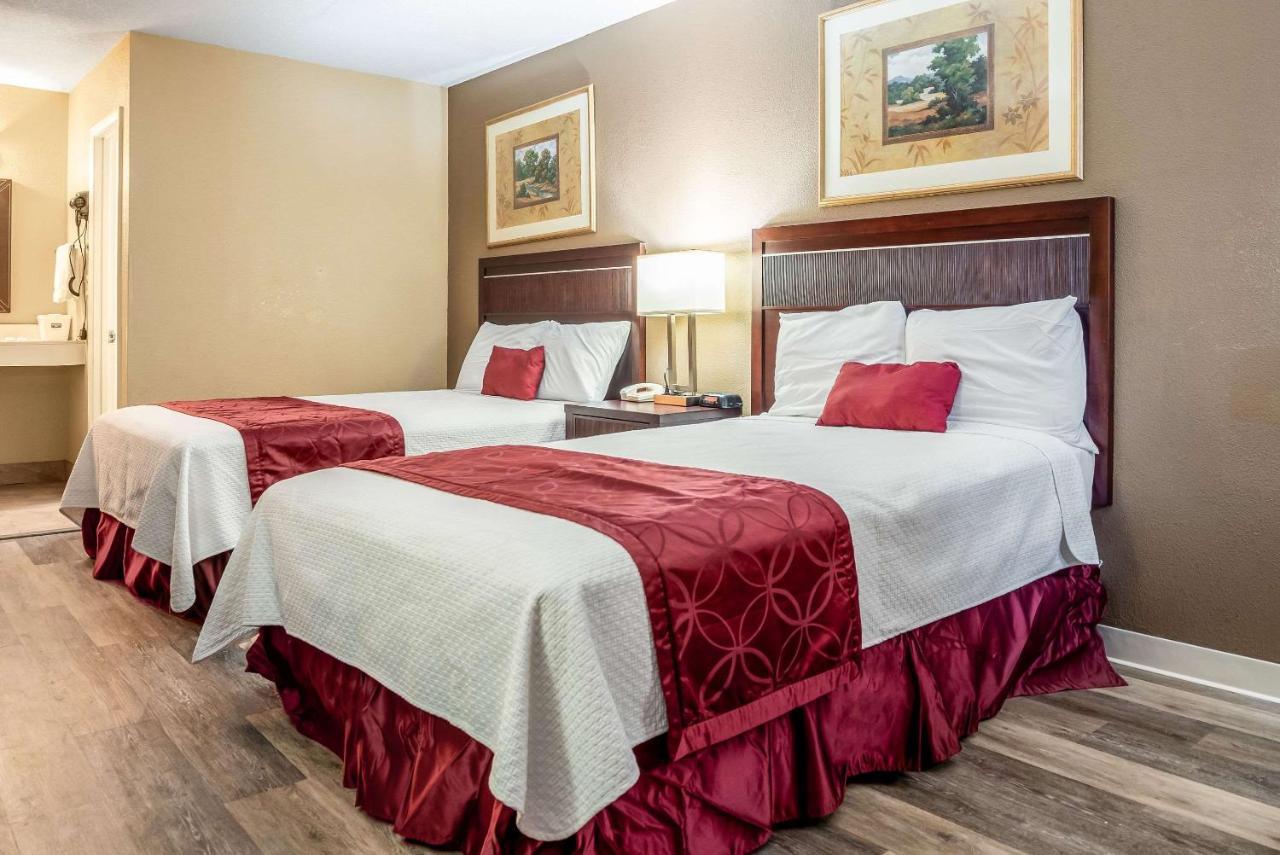 Rodeway Inn Bushnell Εξωτερικό φωτογραφία